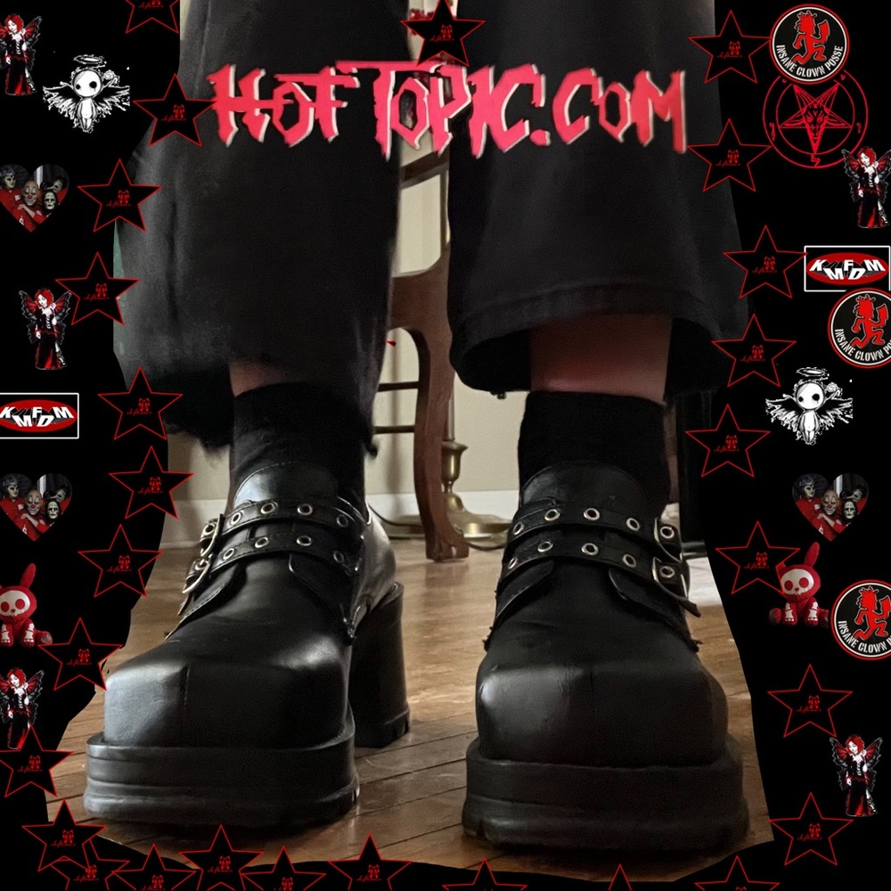 Rare vintage Demonia Trump-101s